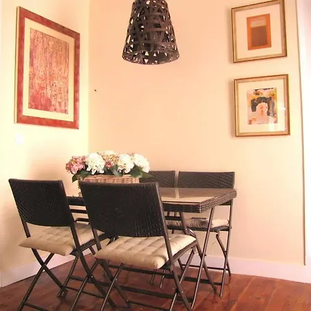 Remodeled Historic In Bairro Alto Appartement
