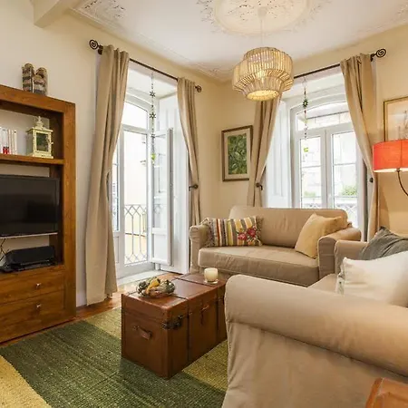 Remodeled Historic In Bairro Alto * Lissabon