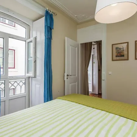 Appartement Remodeled Historic In Bairro Alto *