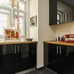 Remodeled Historic In Bairro Alto Лиссабон