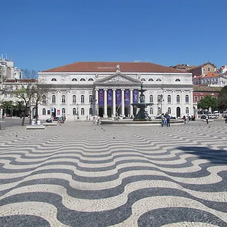 Apartament Remodeled Historic In Bairro Alto Lizbona