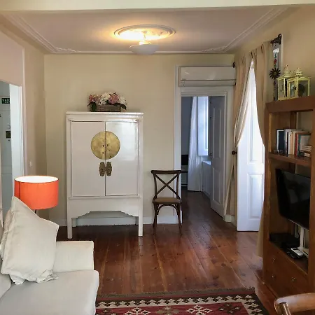 Remodeled Historic In Bairro Alto *