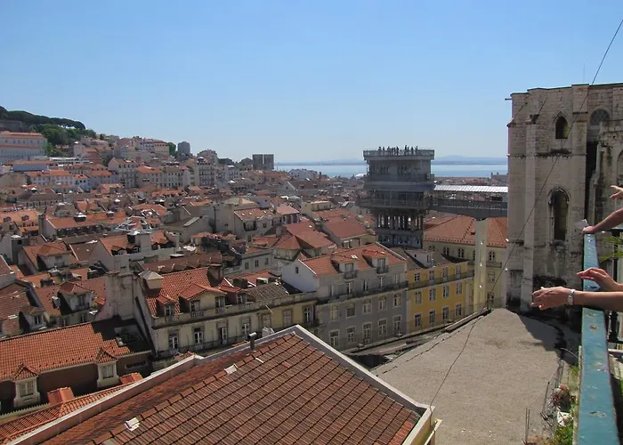 Remodeled Historic In Bairro Alto *