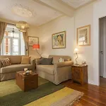 Daire Remodeled Historic In Bairro Alto Lisboa